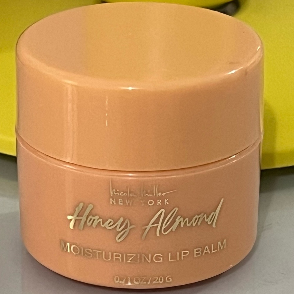 COPY - 1 pc- Nicole Miller Moisturizing Lip Balm